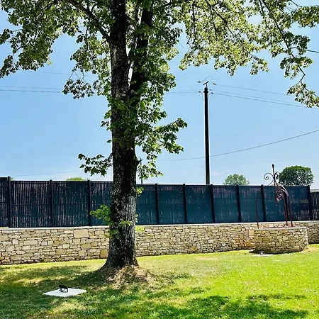 Prestige Et Charme Du Causse