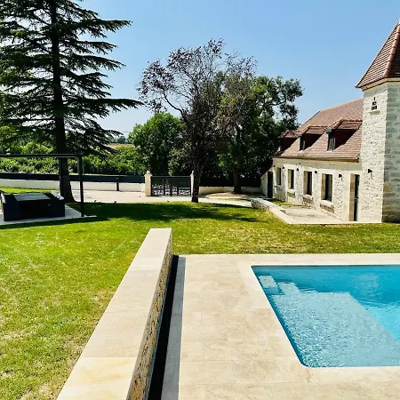 Prestige Et Charme Du Causse